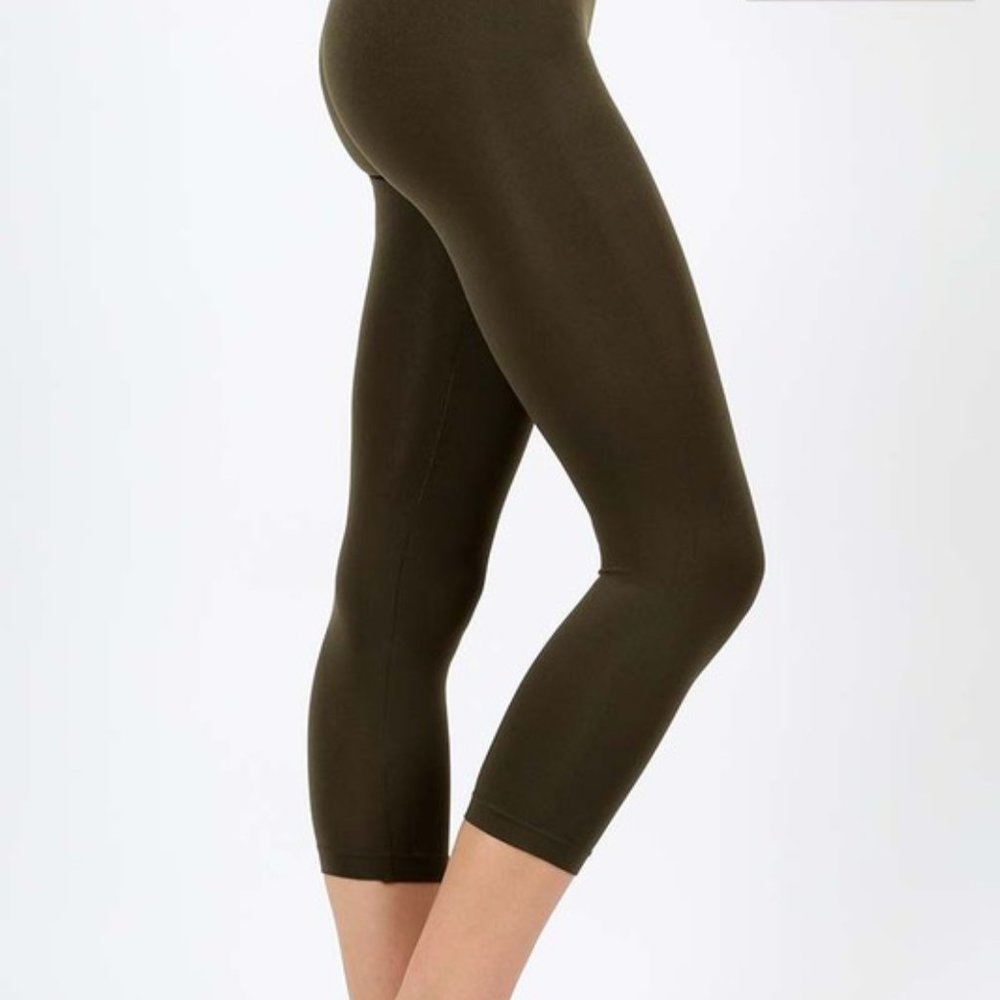 PLUS SEAMLESS CLASSIC CAPRI DARK OLIVE